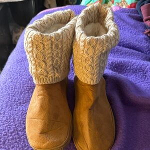MUK LUKS Cozy Tan Boots with Knit Cuff size 11-12